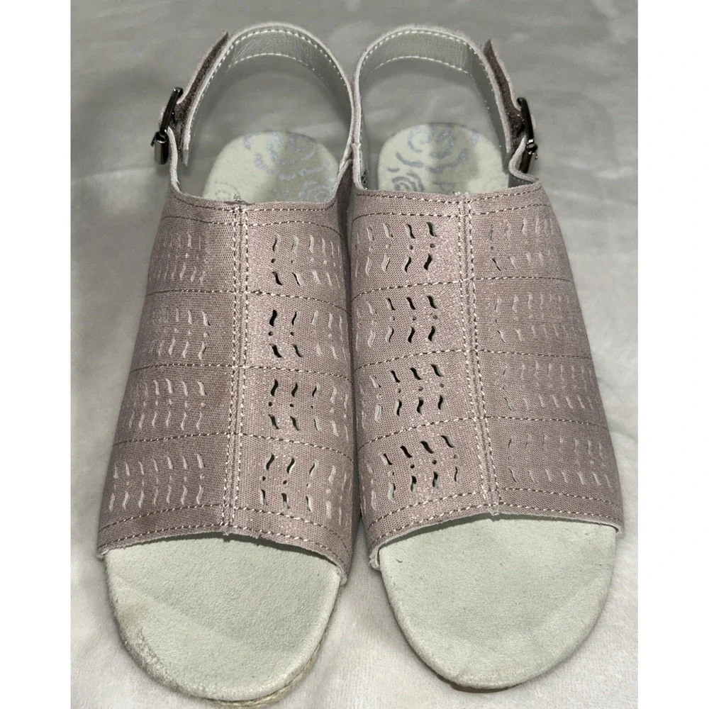 Size 6 X-Wide Propét Women's‎ Marlo Espadrille Wedge Sandal, Pink Blush
